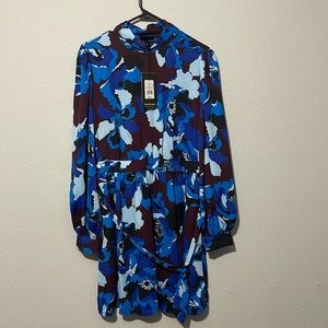 Who What Wear NWT dress size M Peony Passion